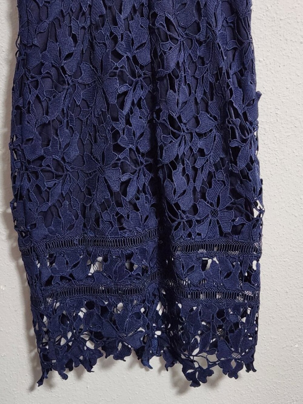 ASTR The Label | Navy Lace Cutout Midi Dress Small - Picture 8 of 12